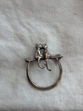 😻 Vintage Sterling Silver Love Cats Brooch
